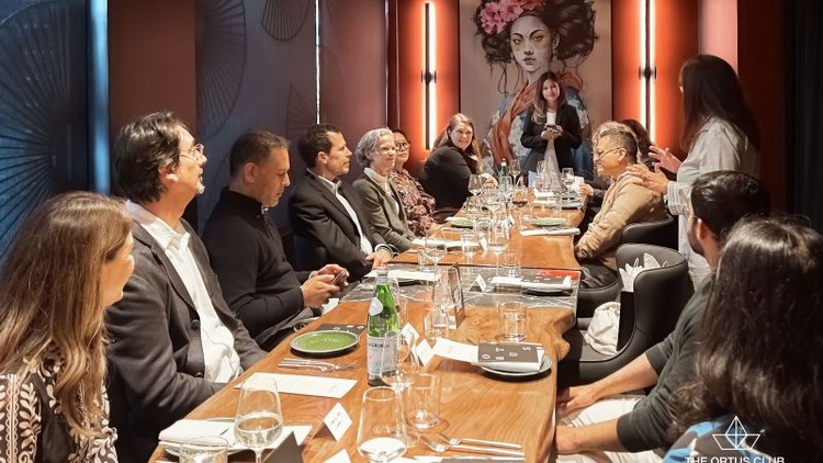 Masterclass in Moderating Executive-Level Discussions